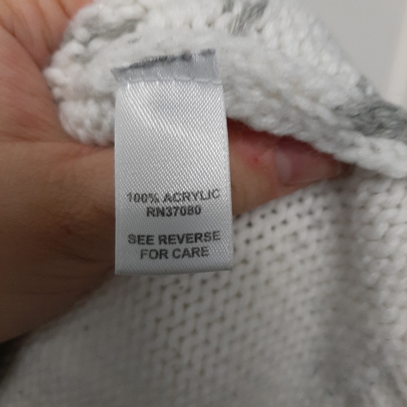 Chunky CATO Sweater - Picture 4 of 5